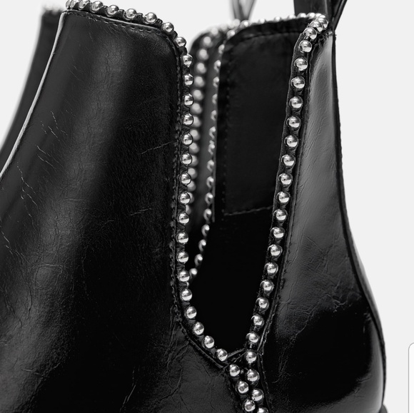Zara Flat Ankle Boots With Openings - Picture 4 of 9